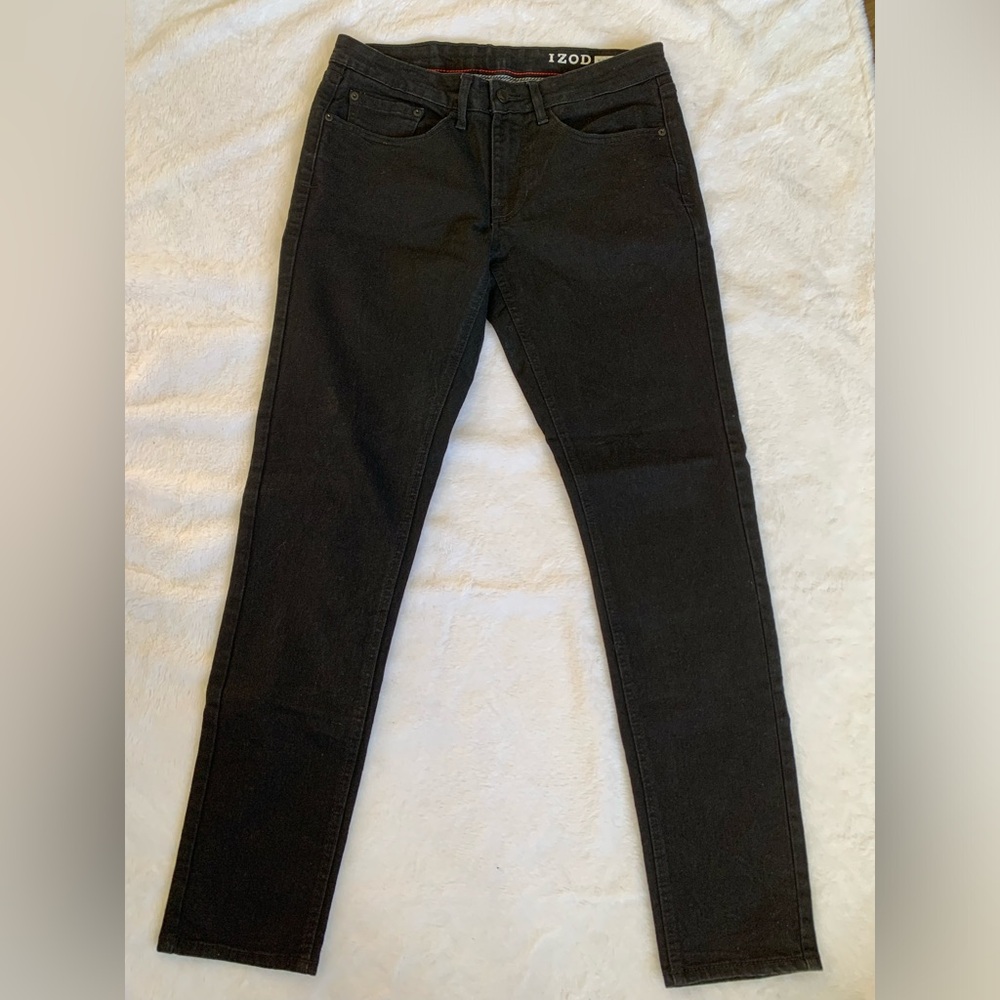 Izod Men’s Slim Tapered Jeans